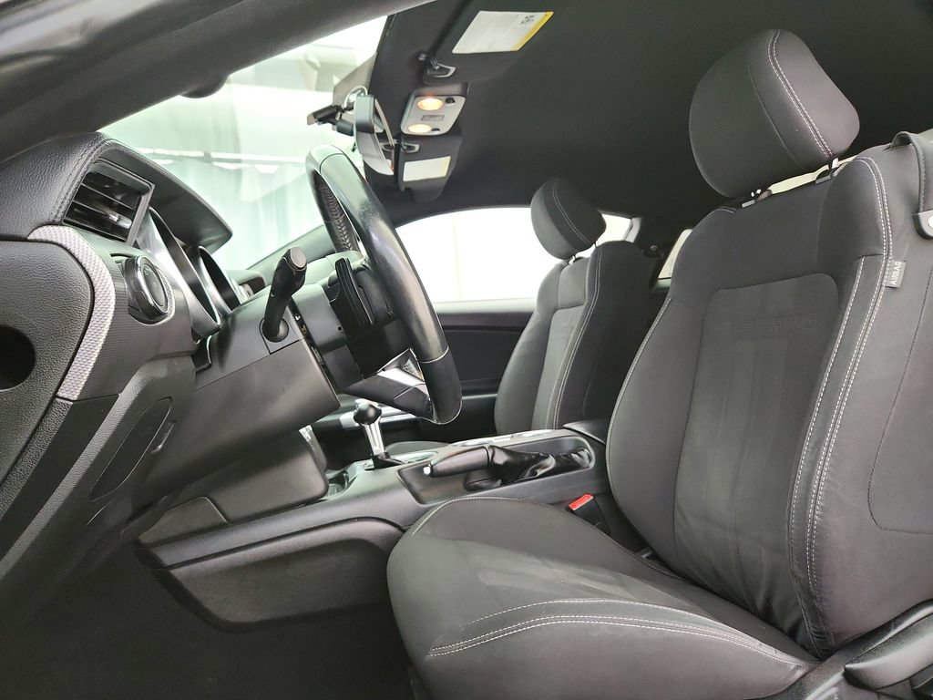 Used 2019 Ford Mustang GT RWD image 11