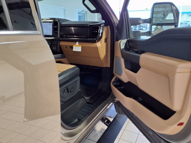 Used 2026 Ford F250 Lariat w/ Chrome Package AWD/4WD image 29