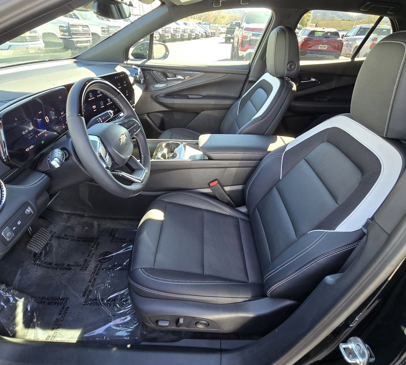 Used 2025 Chevrolet Blazer EV LT w/ Super Cruise Package AWD/4WD image 40