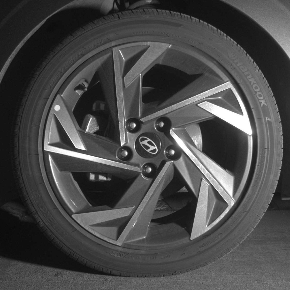 Used 2025 Chevrolet Trax LT image 12