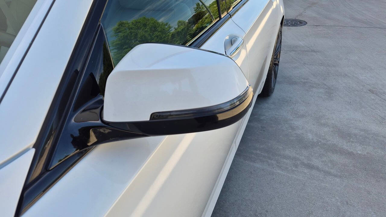 Used 2013 BMW 740Li xDrive AWD/4WD image 16