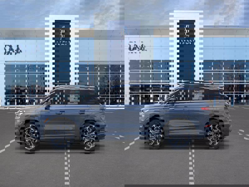 New 2026 Lincoln Corsair Grand Touring image 3