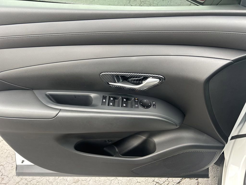 Used 2025 Hyundai Santa Cruz SEL image 13