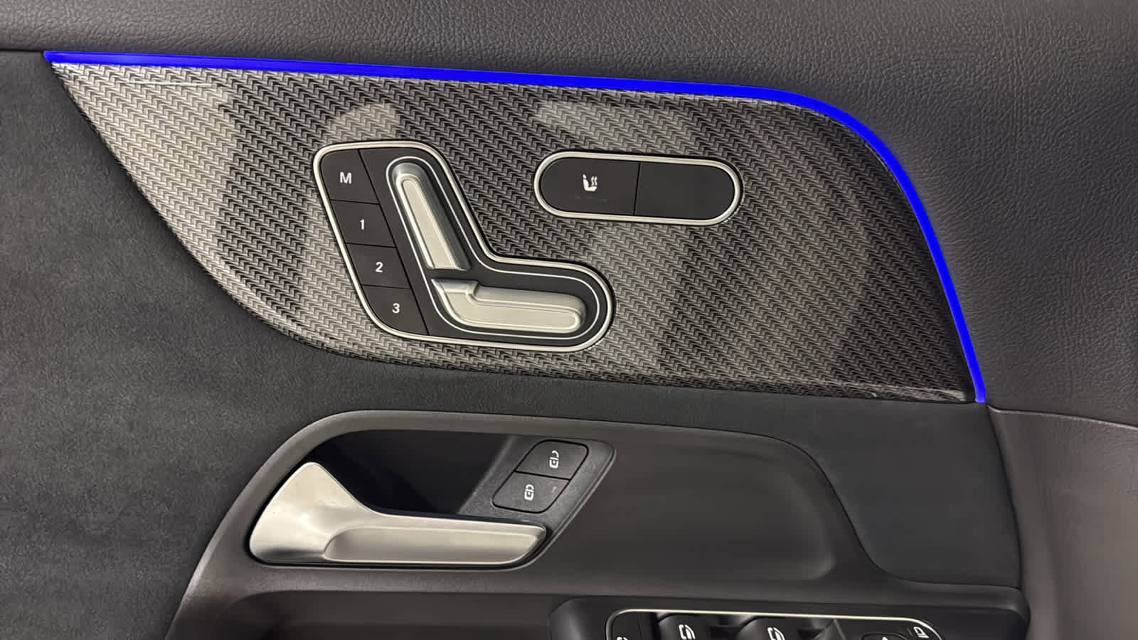 New 2026 Mercedes-Benz GLA 35 AMG 4MATIC image 18