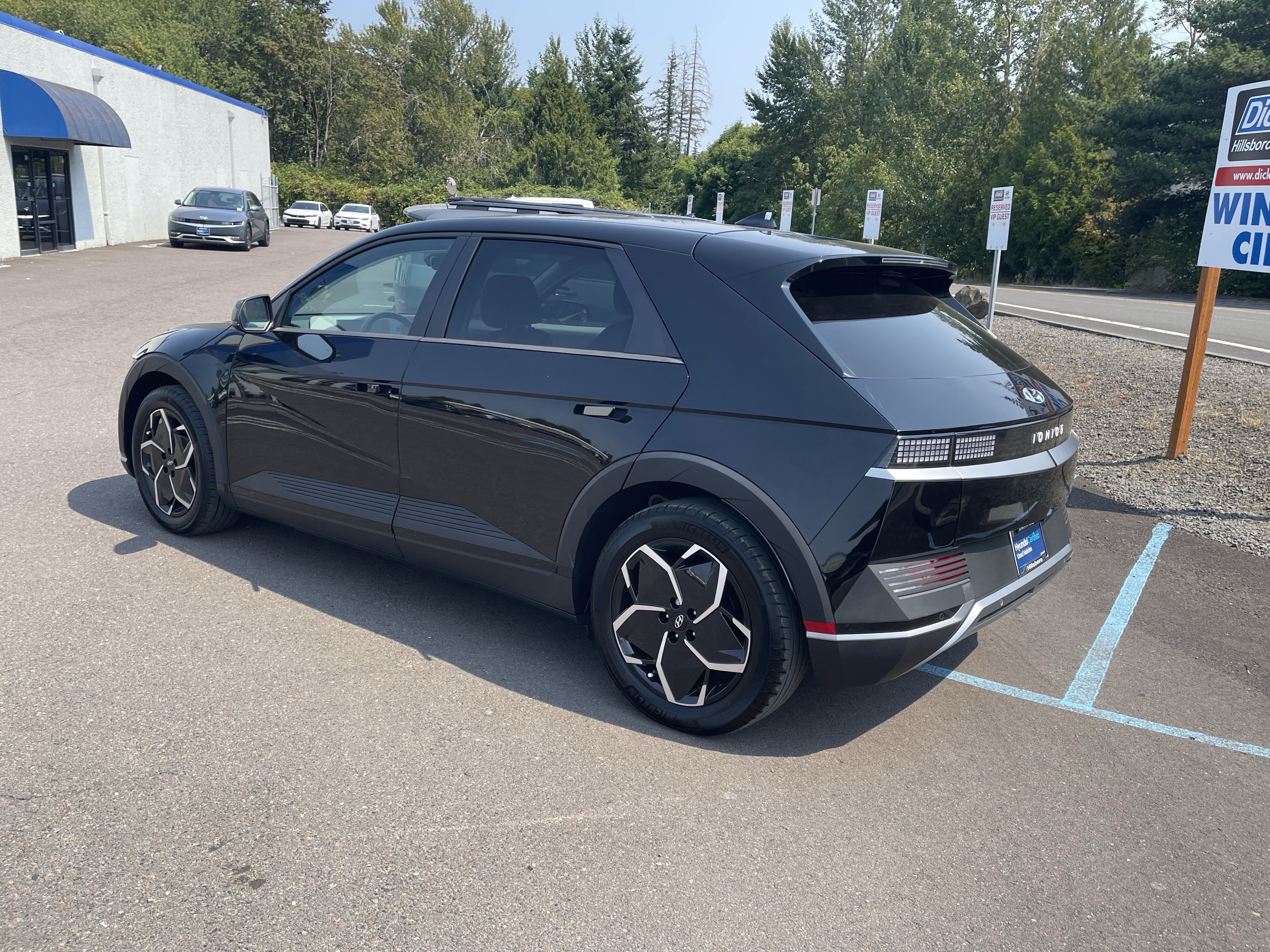 Certified 2024 Hyundai Ioniq 5 SEL RWD image 3