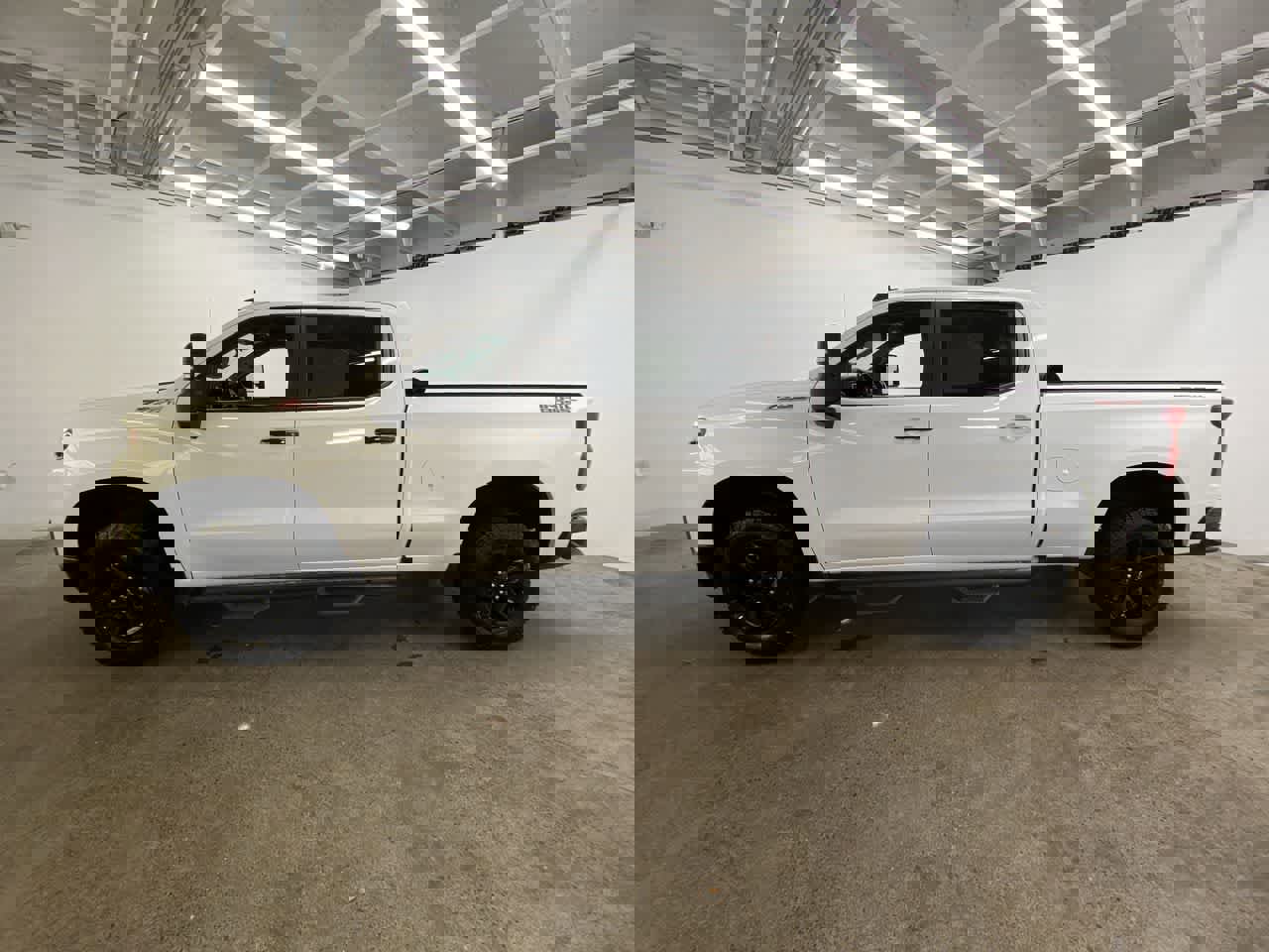 Used 2021 Chevrolet Silverado 1500 LT Trail Boss w/ Convenience Package II image 3