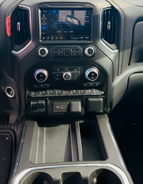 Used 2022 GMC Sierra 1500 AT4 w/ AT4 Premium Package image 9