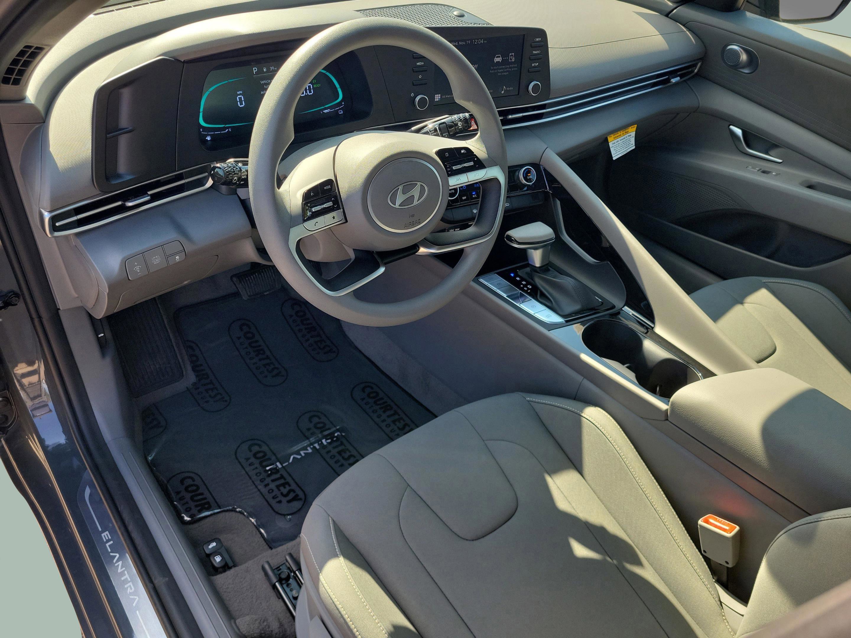 New 2026 Hyundai Elantra Blue image 9