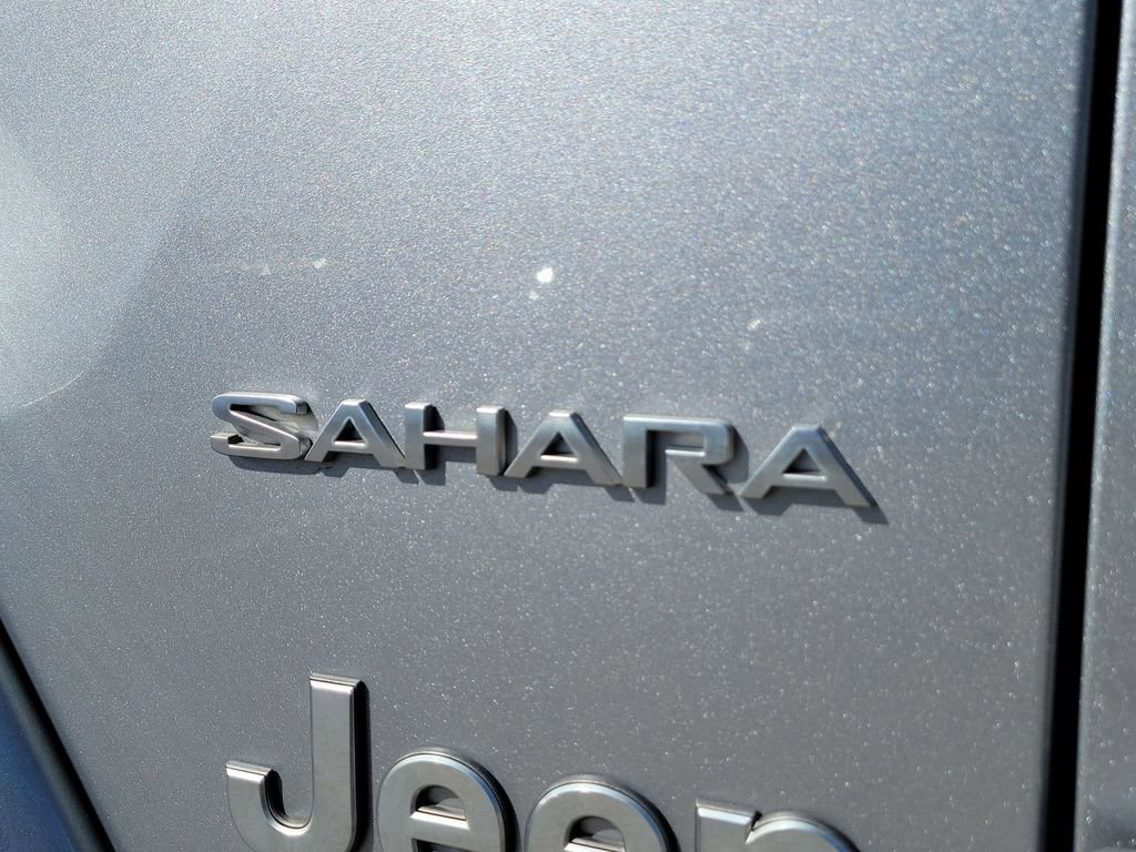 Used 2019 Jeep Wrangler Unlimited Sahara image 8