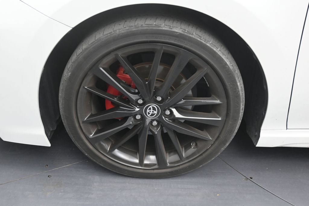 Used 2024 Toyota Camry XSE FWD image 9