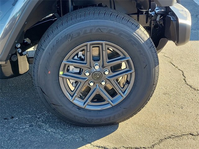 New 2026 Jeep Gladiator Sport image 5