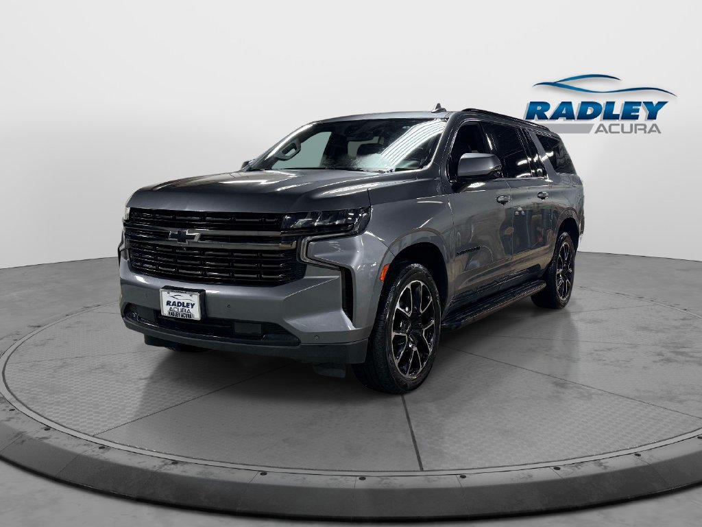 Used 2022 Chevrolet Suburban RST w/ Luxury Package RWD image 4