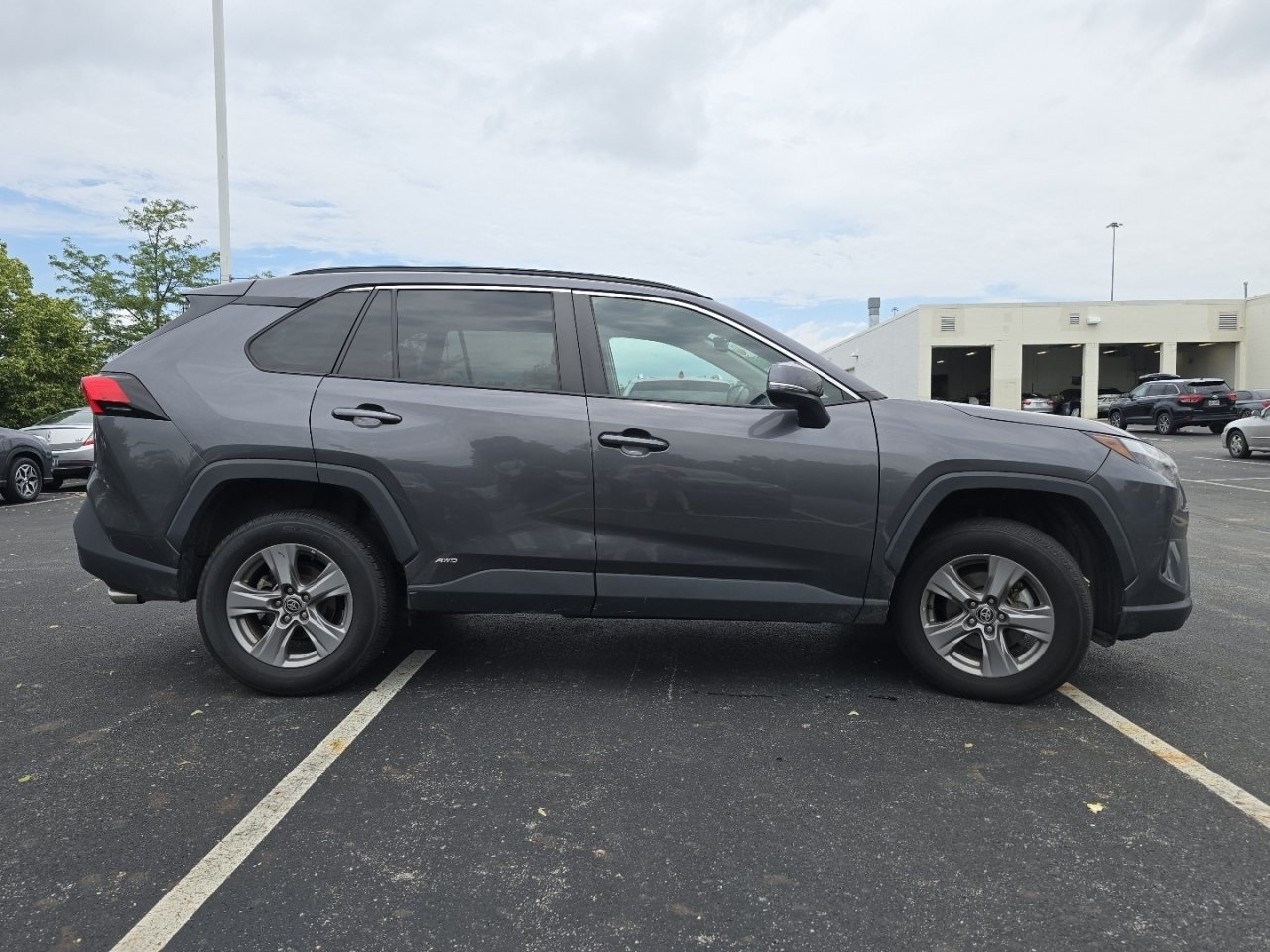 Certified 2023 Toyota RAV4 XLE AWD/4WD image 4