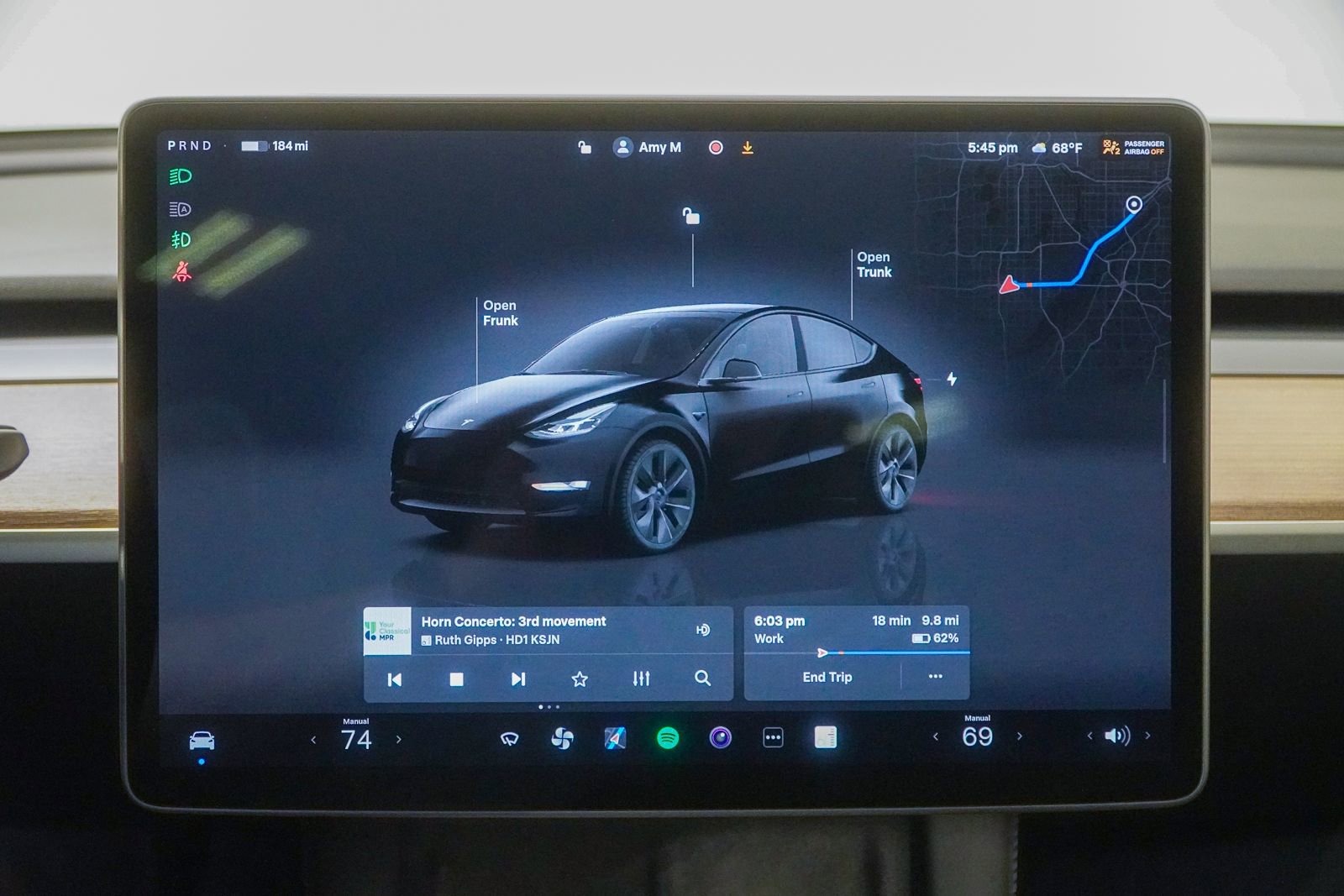 Used 2024 Tesla Model Y Long Range AWD/4WD image 20