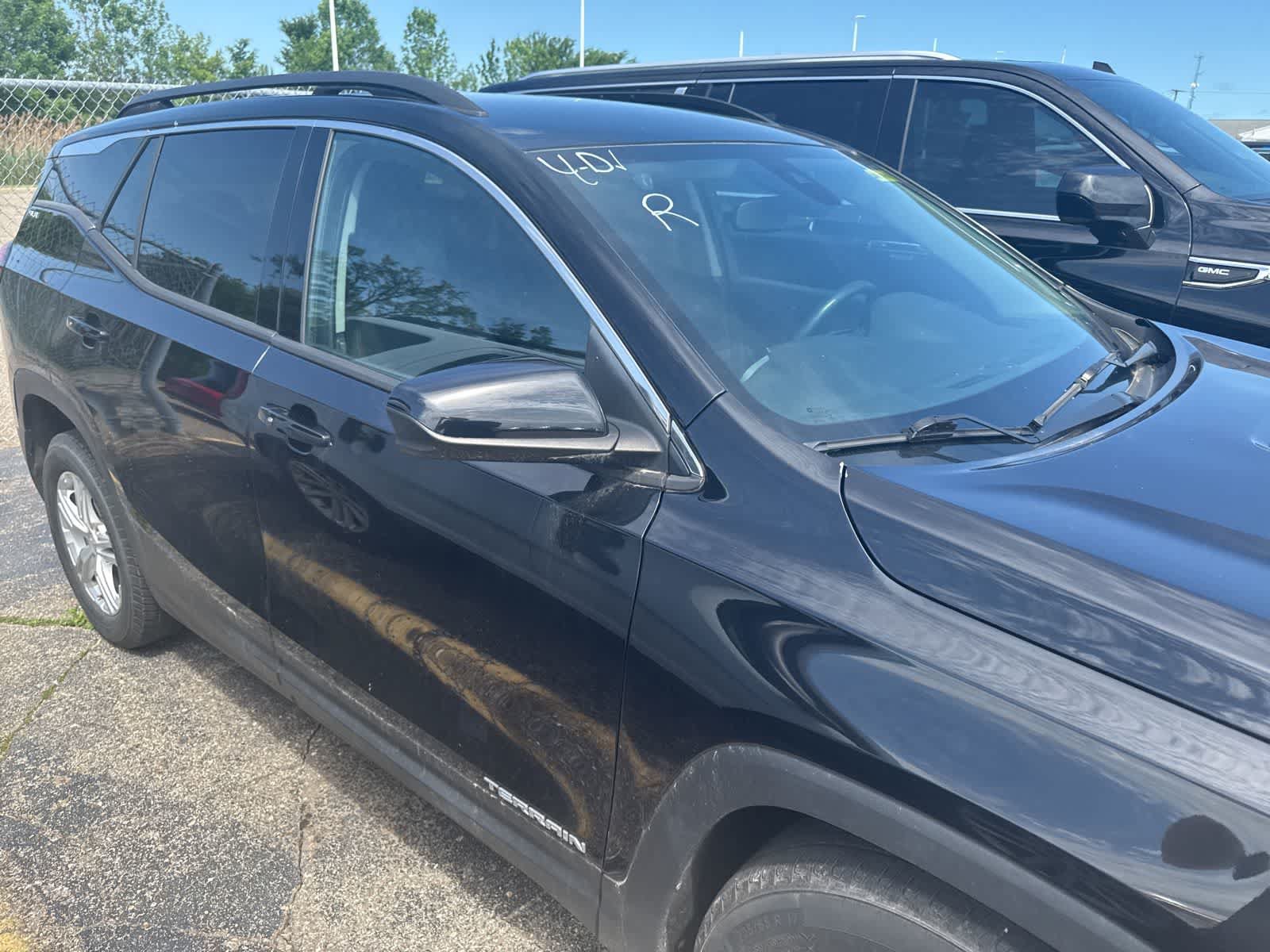 Used 2020 GMC Terrain SLE w/ Driver Convenience Package FWD image 25
