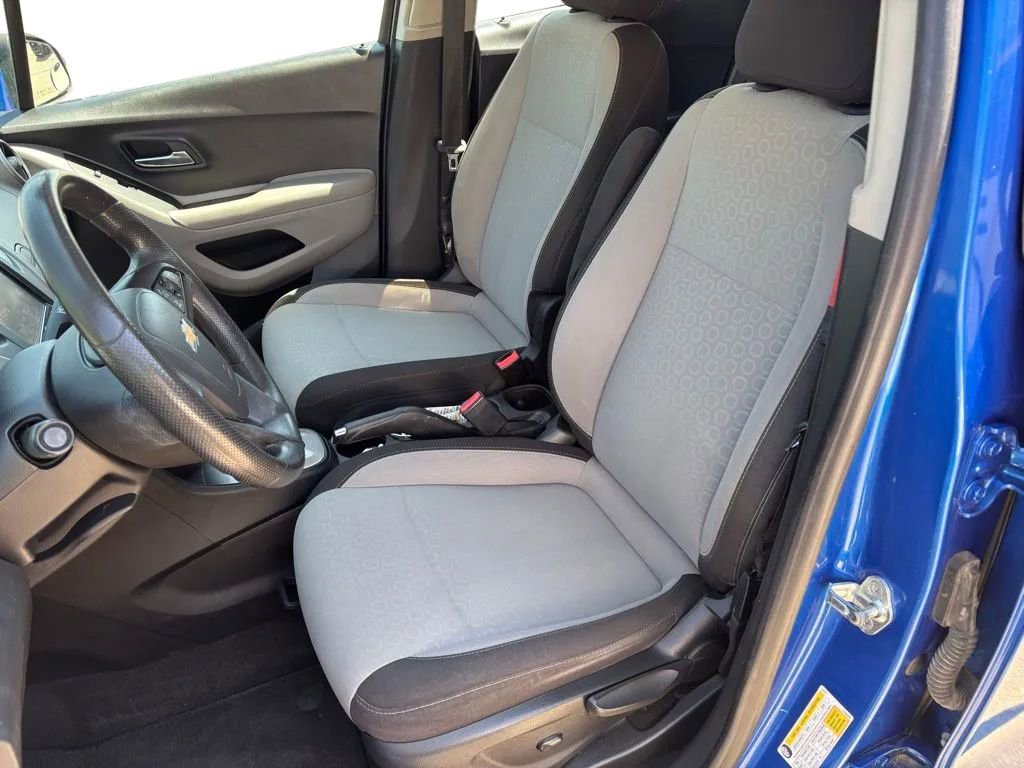Used 2016 Chevrolet Trax LS AWD/4WD image 20