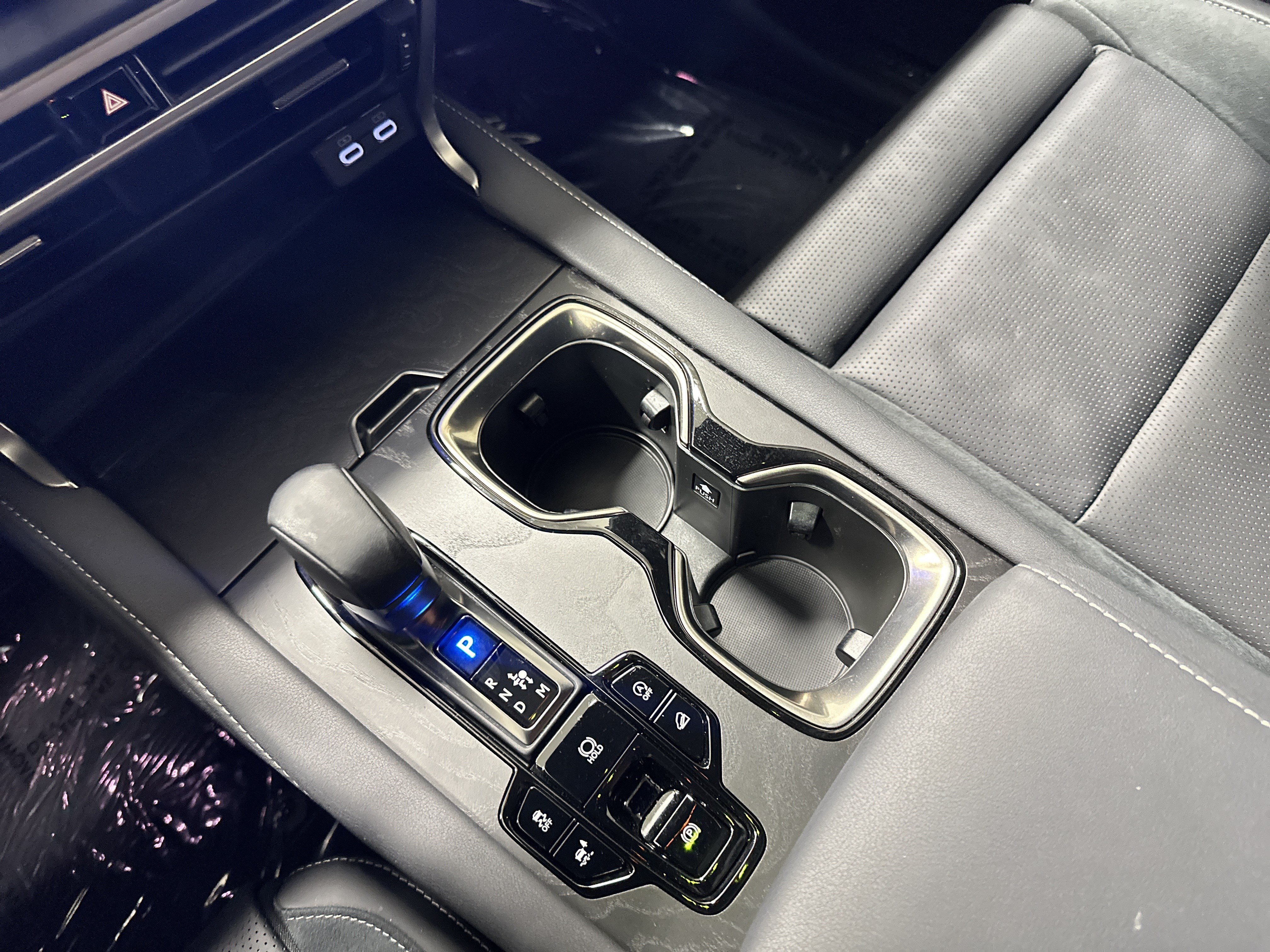 Certified 2024 Lexus RX 350 AWD w/ Convenience Package image 26