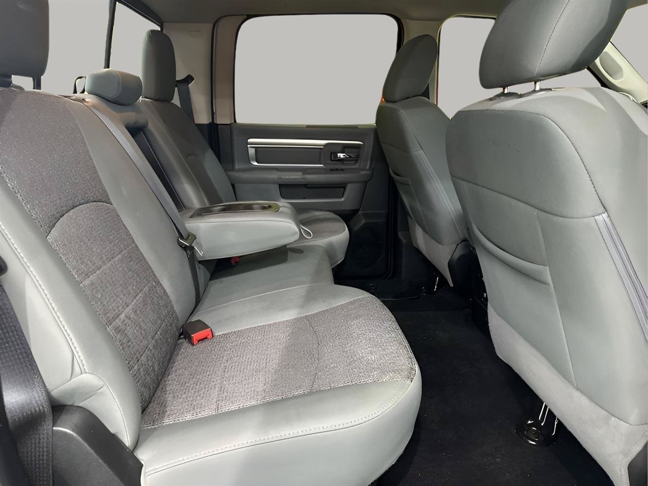 Used 2018 RAM 3500 Big Horn AWD/4WD image 24