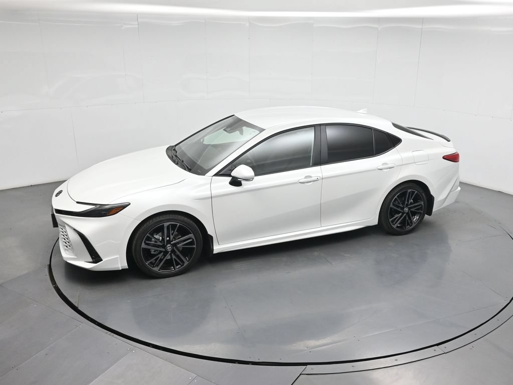 Used 2026 Toyota Camry XSE FWD image 43