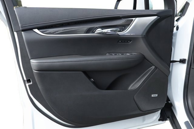 Used 2022 Cadillac XT6 Sport w/ Technology Package image 24