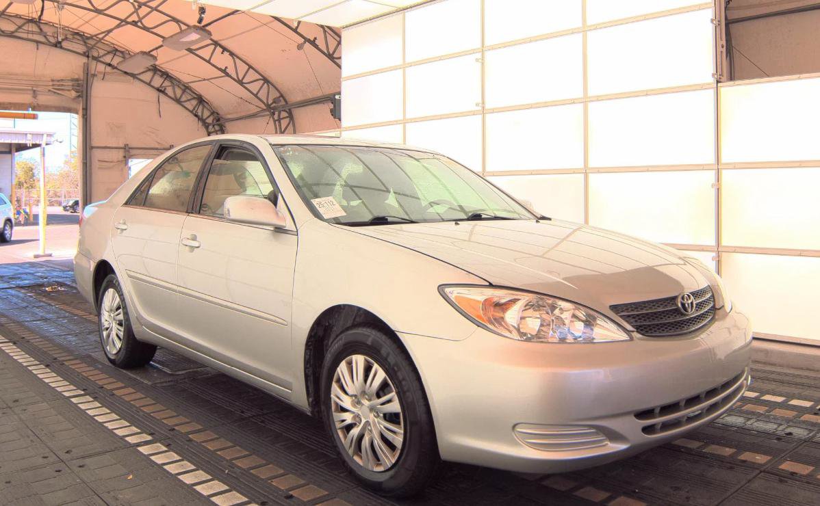 Used 2004 Toyota Camry SE image 3