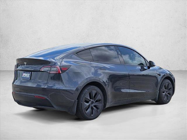 Used 2025 Tesla Model Y Long Range image 5