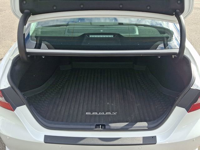 Used 2024 Toyota Camry XSE w/ Navigation Package image 34