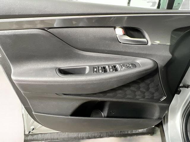 Used 2023 Hyundai Santa Fe SEL image 32