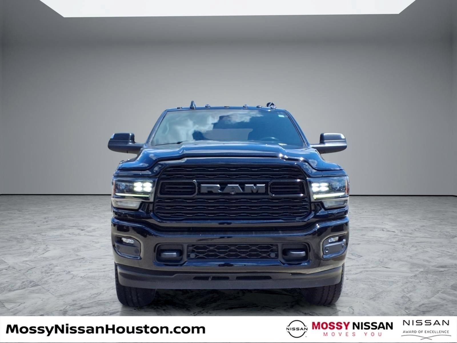 Used 2022 RAM 2500 Limited AWD/4WD image 3