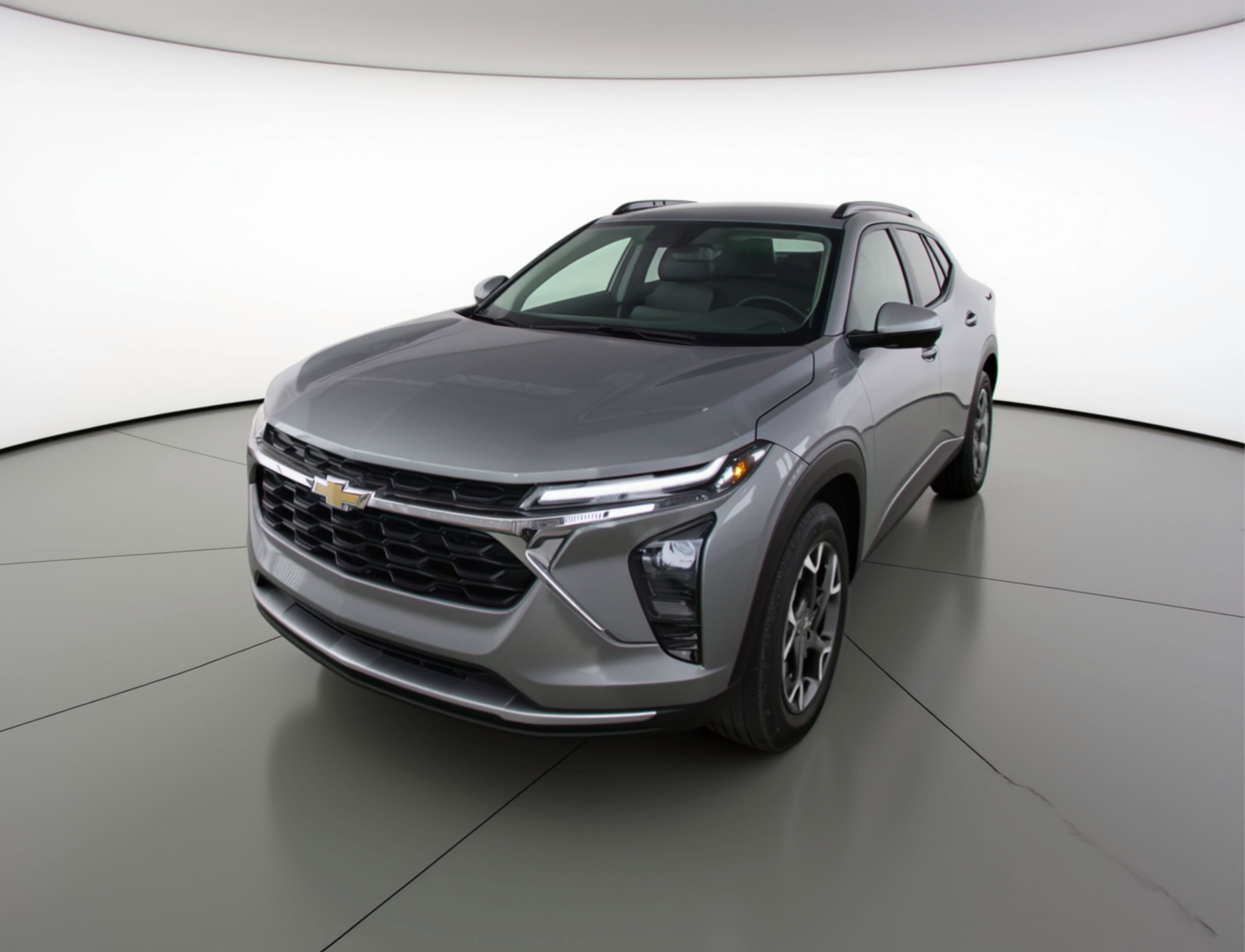 Used 2025 Chevrolet Trax LT w/ LT Convenience Package image 3