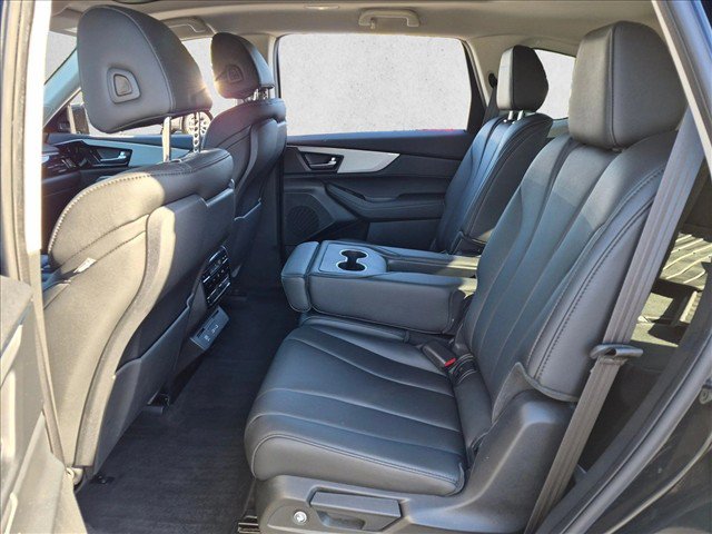 Used 2024 Acura MDX FWD image 15