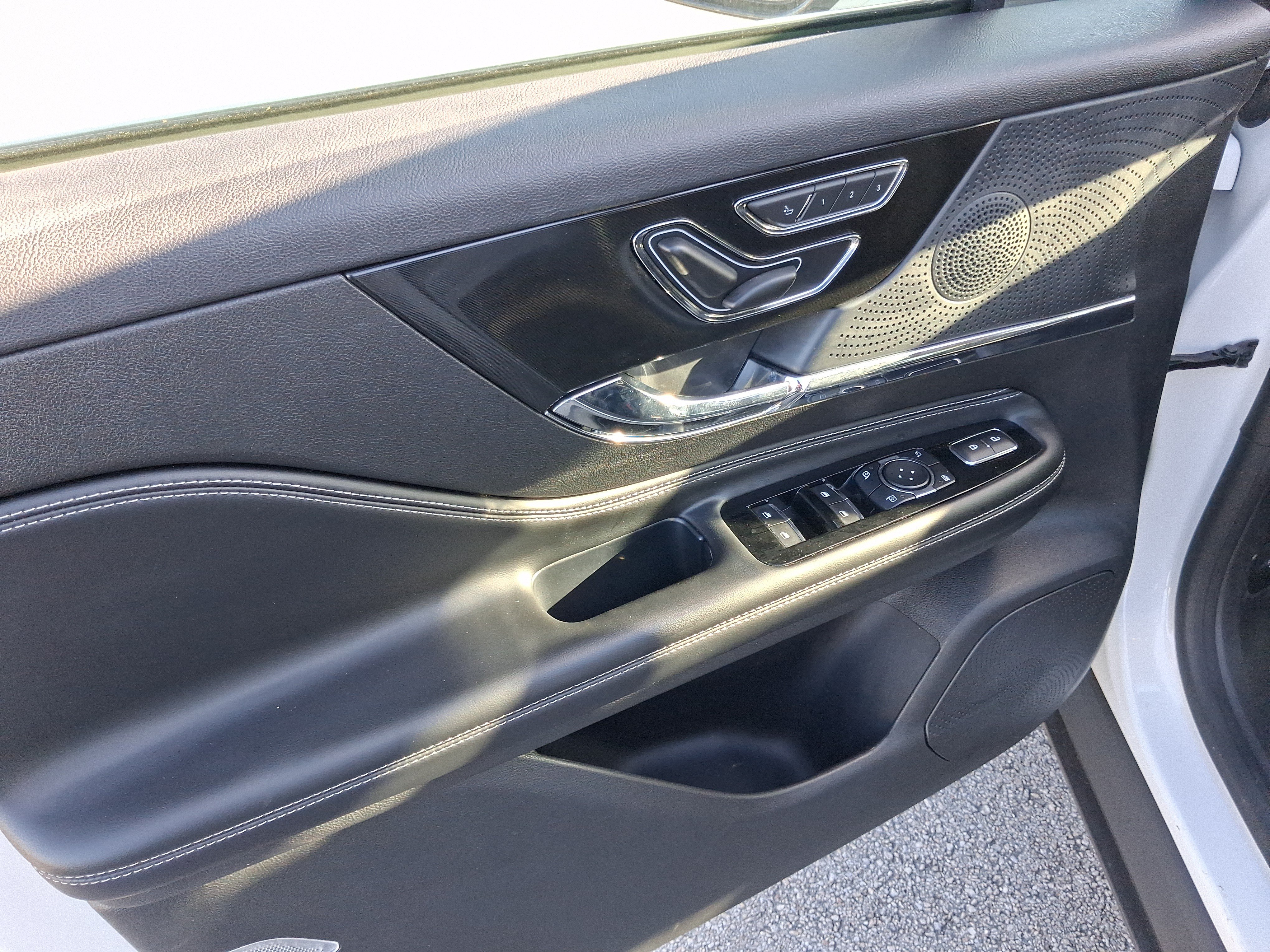 Used 2023 Lincoln Corsair FWD image 12