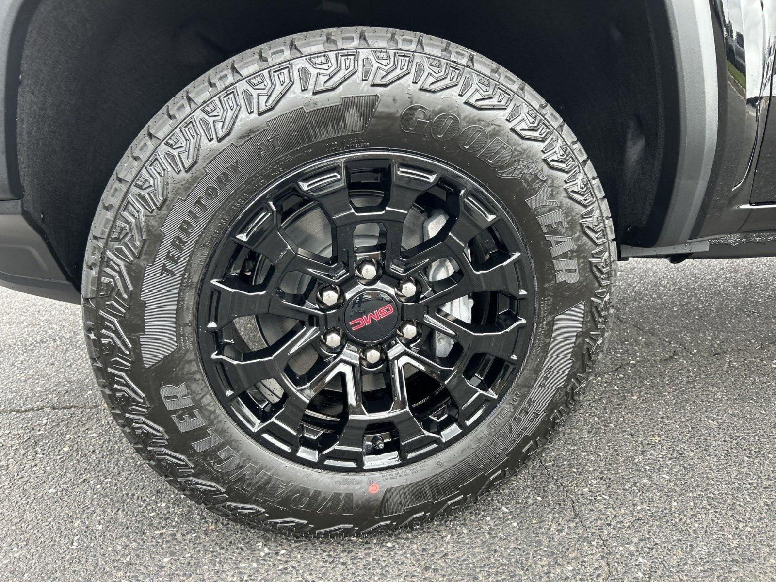 New 2026 GMC Canyon Elevation w/ Convenience Package image 10