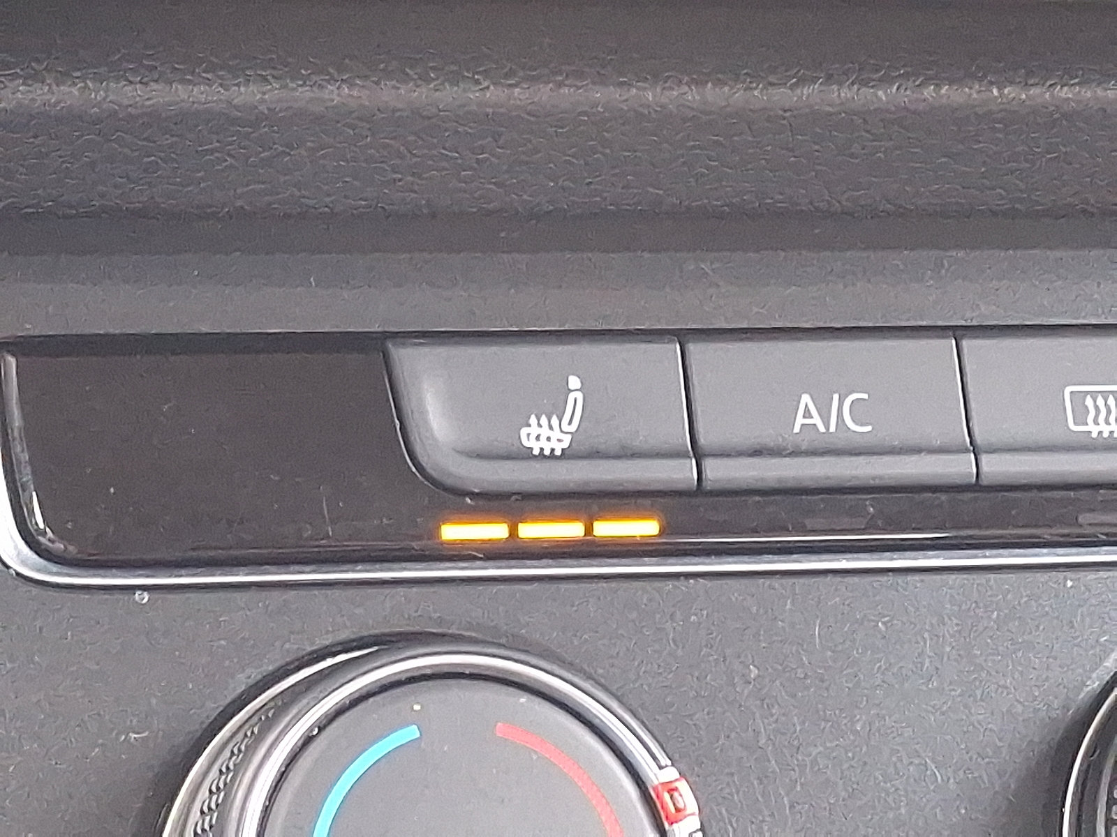 Used 2022 Volkswagen Tiguan S image 22