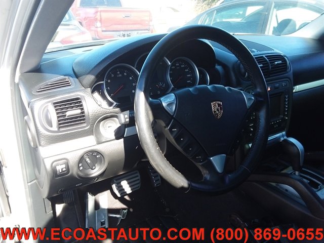 Used 2005 Porsche Cayenne S image 7
