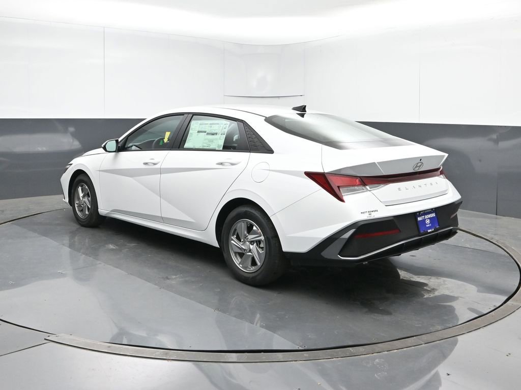 New 2026 Hyundai Elantra SE image 4