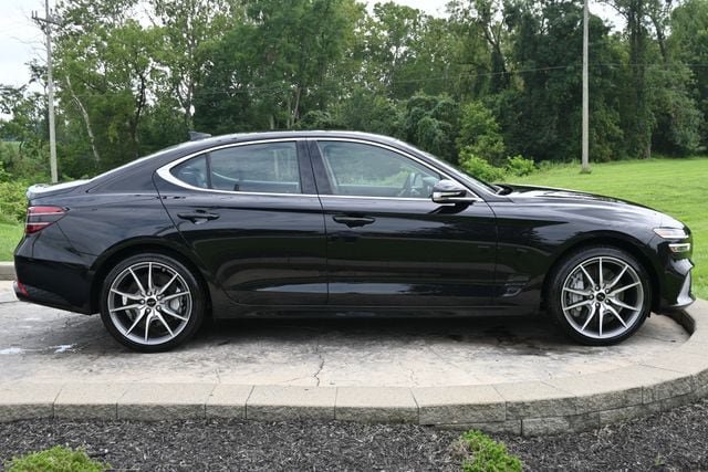 Used 2024 Genesis G70 2.5T AWD/4WD image 4