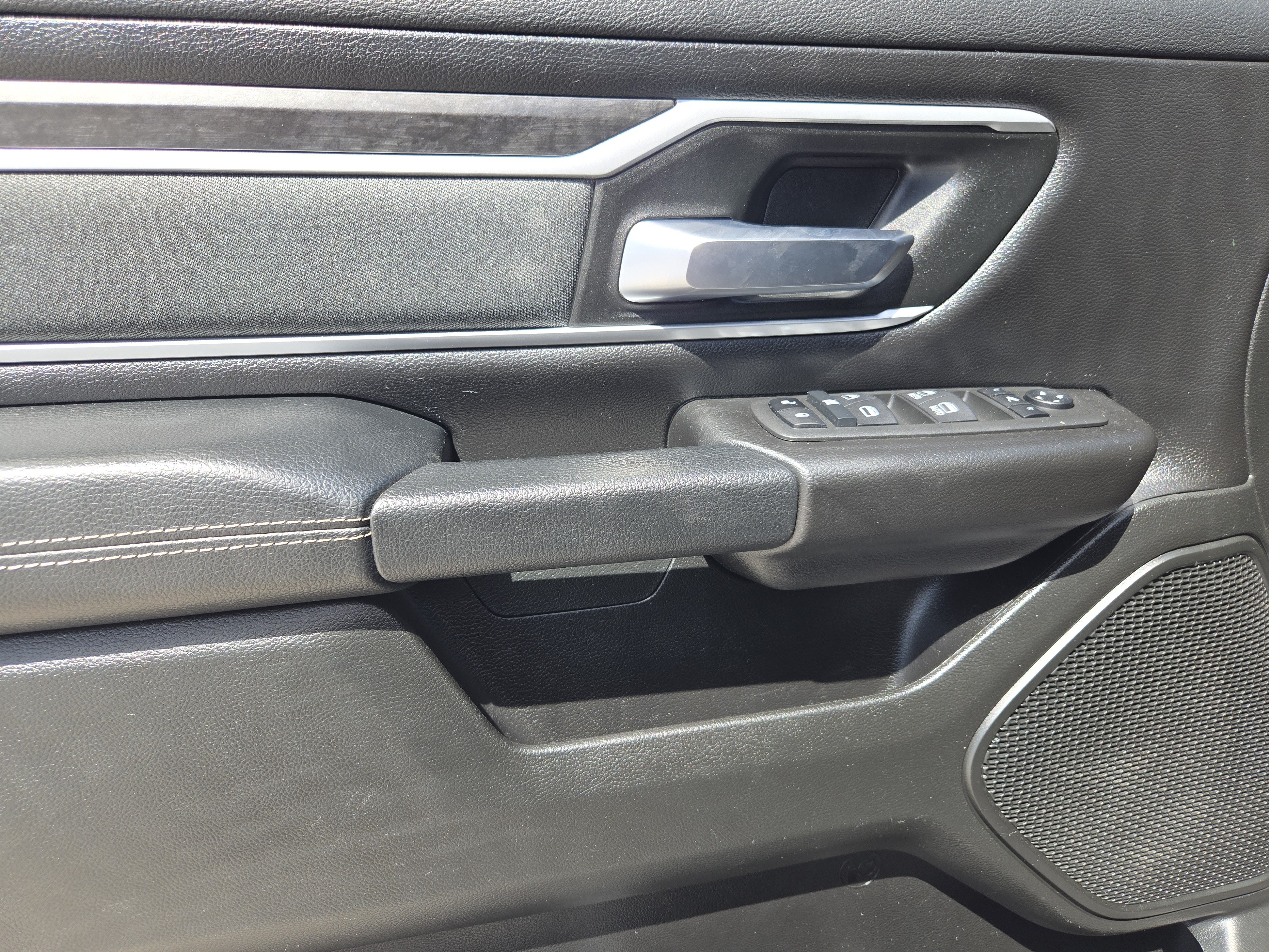 Used 2022 RAM 1500 Big Horn AWD/4WD image 27