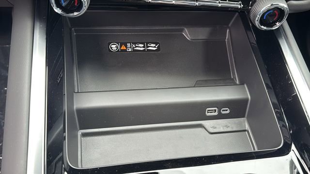 New 2026 Chevrolet Suburban Premier w/ Sun And Tow Package image 24