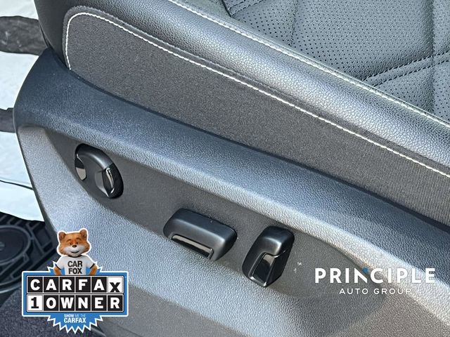 Used 2026 Volkswagen Atlas SE w/ Panoramic Sunroof Package FWD image 17