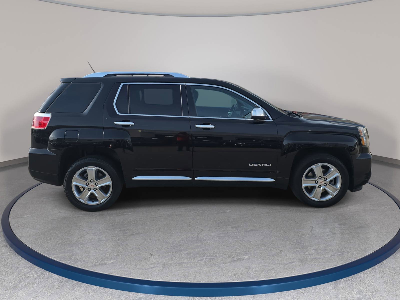 Used 2016 GMC Terrain Denali FWD image 4