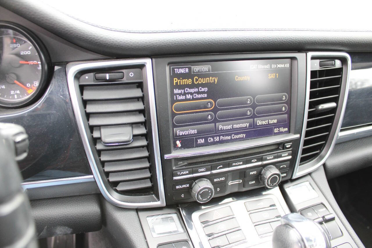 Used 2011 Porsche Panamera image 15