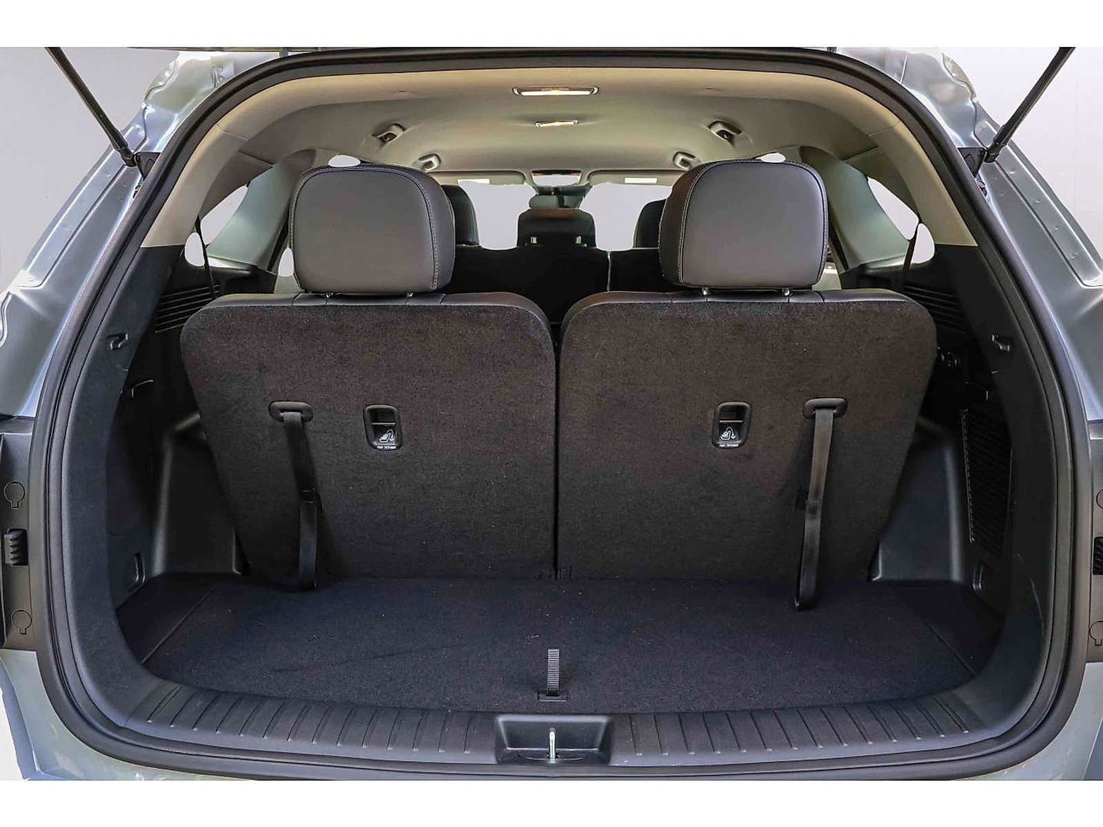Certified 2026 Kia Sorento S FWD image 23