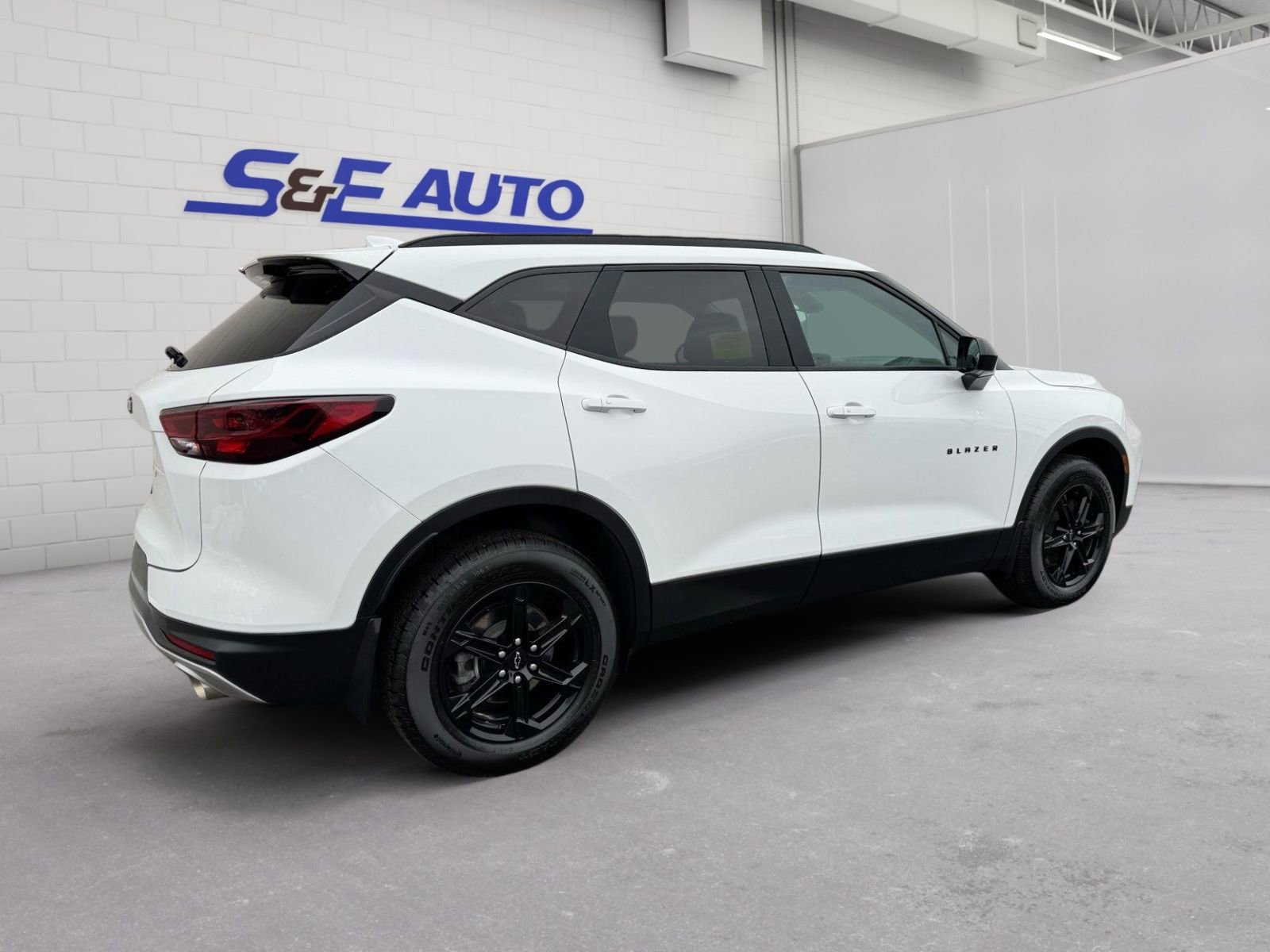 Used 2023 Chevrolet Blazer LT w/ Midnight/Sport Edition AWD/4WD image 5