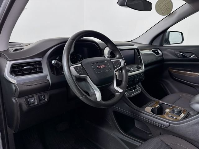 Used 2023 GMC Acadia SLE w/ Driver Convenience Package image 9