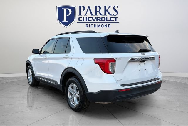Used 2023 Ford Explorer XLT AWD/4WD image 5