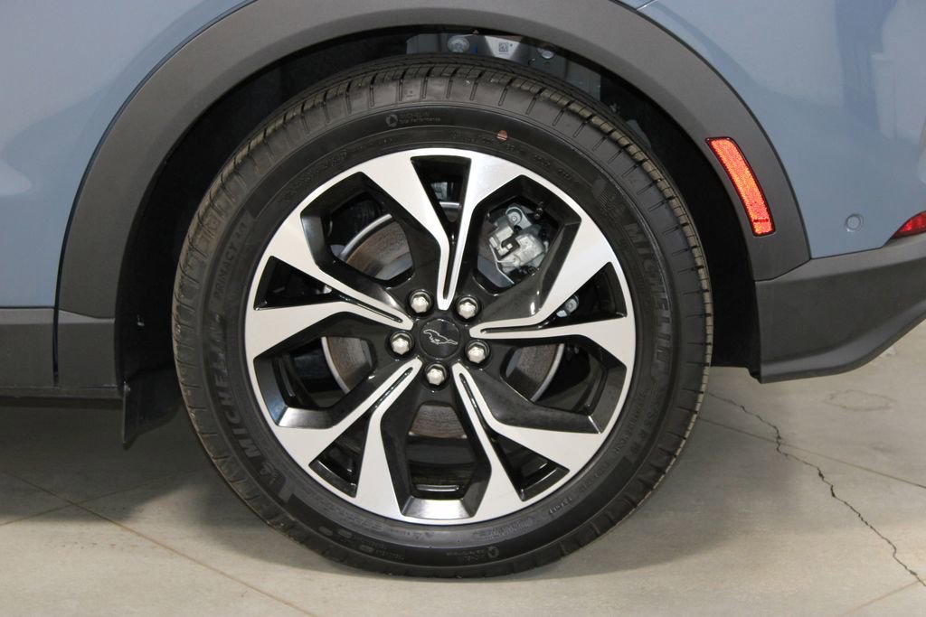 Used 2024 Ford Mustang Mach-E Select w/ Comfort Package Lite AWD/4WD image 16