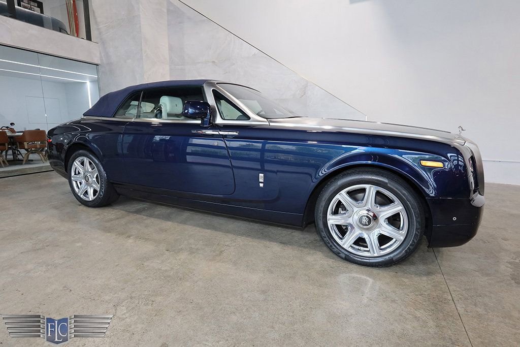 Used 2013 Rolls-Royce Phantom Drophead Coupe image 43