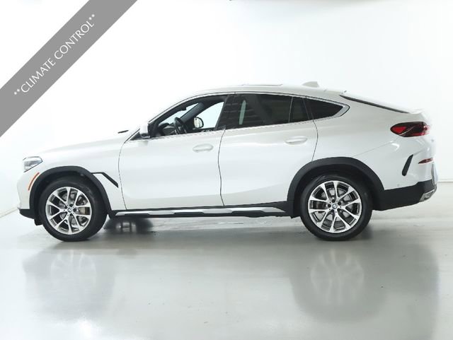 Used 2021 BMW X6 xDrive40i w/ Premium Package image 10