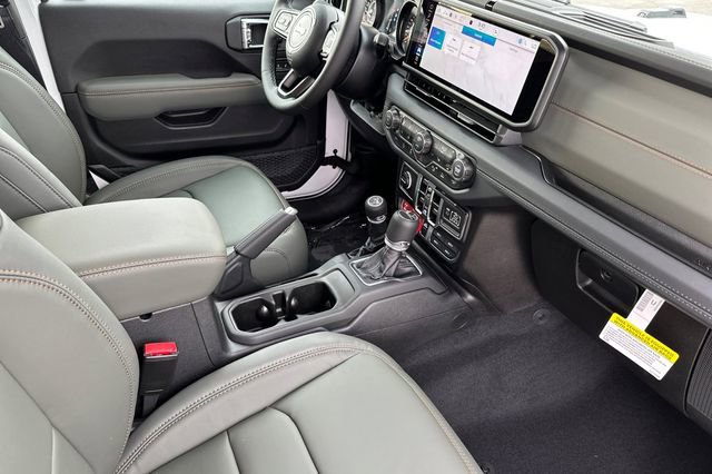 New 2026 Jeep Gladiator Mojave image 16